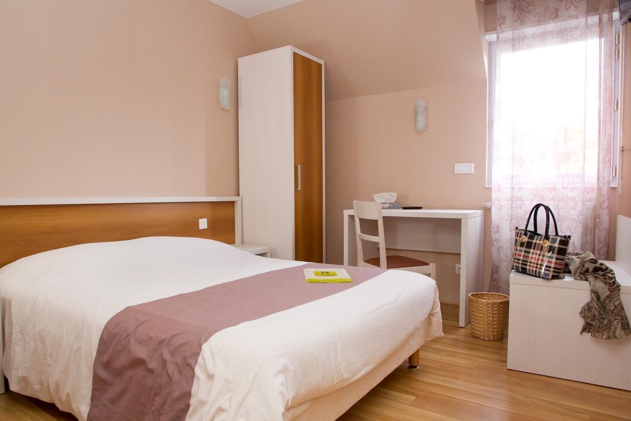 L'Auberge Picarde Chepy Bagian luar foto